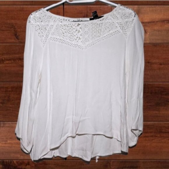 Sweetheart Boho Long Sleeve lace Top - Picture 9 of 15
